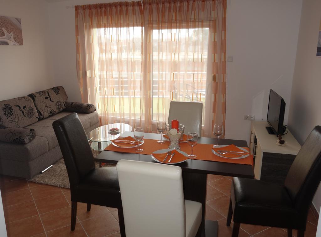 Apartments Soldinn Privlaka  Chambre photo