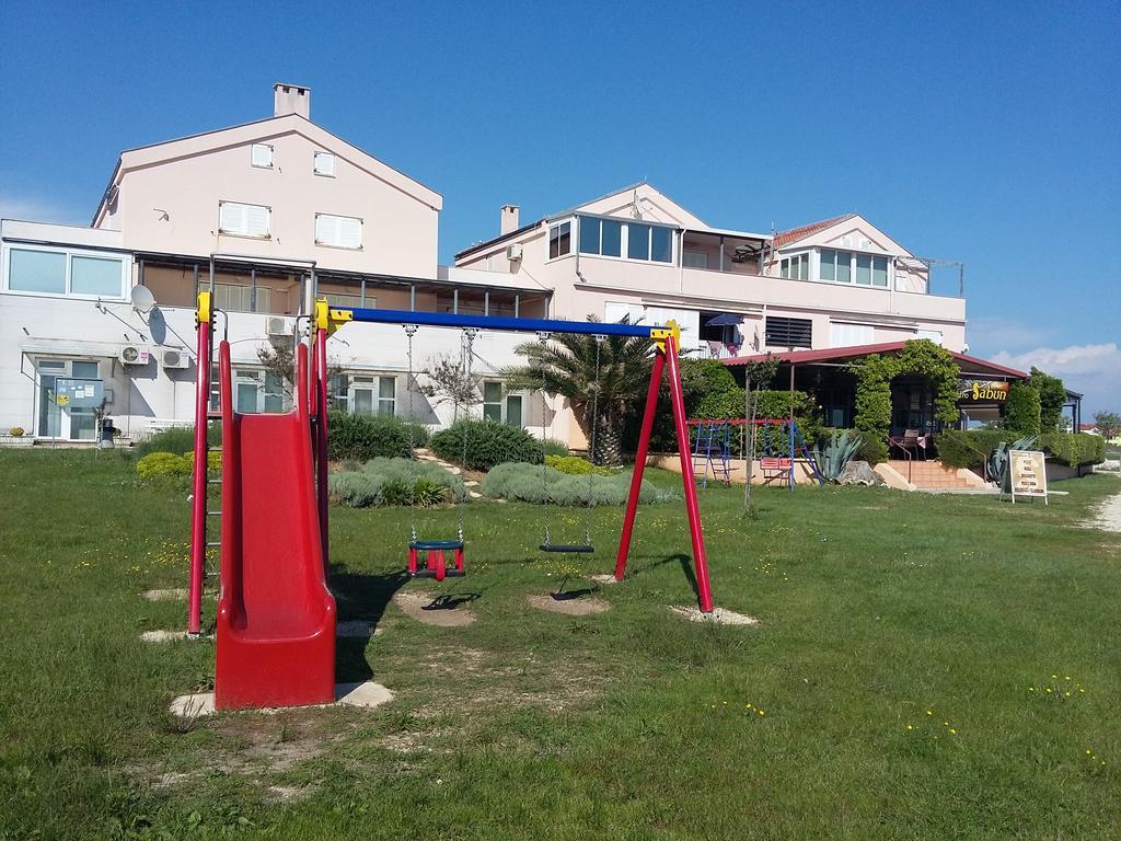 Apartments Soldinn Privlaka  Extérieur photo